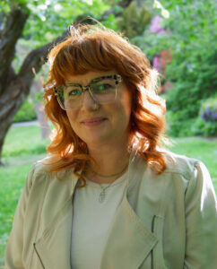 Erin Mackenzie certified Usui Reiki Master Victoria BC
